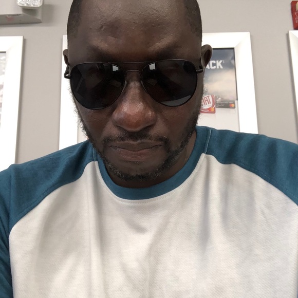 Meet your Posher, Keno - Picture 1 of 1